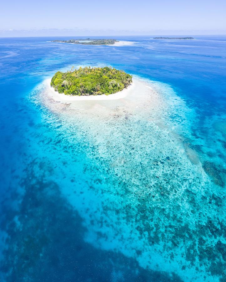 An Idyllic Tropical Island Photograph by Ethan Daniels - Fine Art America