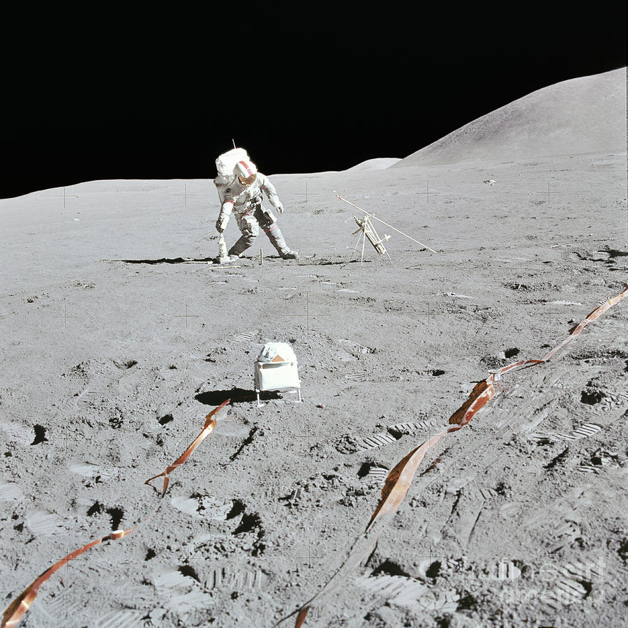 Nasa Astronaut Exploring Moon Surface Photographed By Apollo 14 Crew Hot Sex Picture 