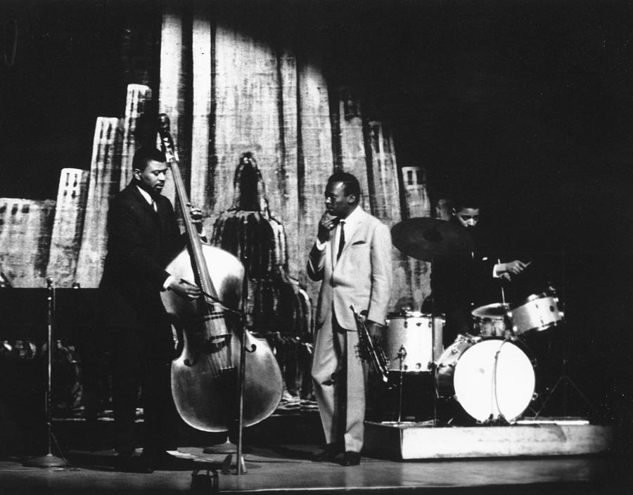 Black And White Photograph - At The Apollo Theater #2 by Herb Snitzer