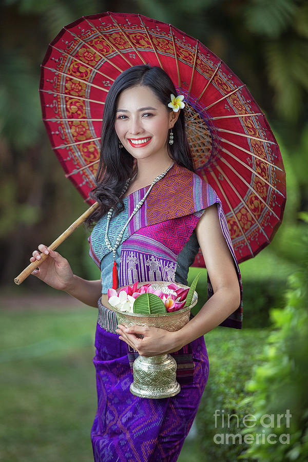 laos girl