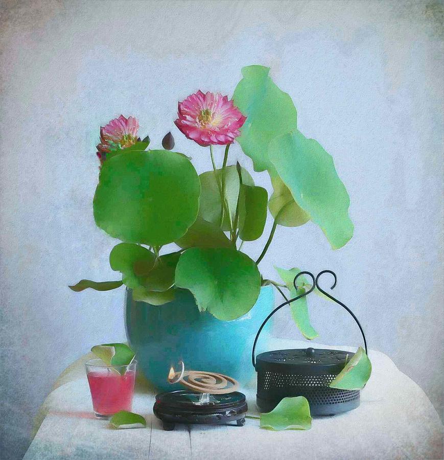 Still Life Photograph - Bowl Lotus #2 by Fangping Zhou