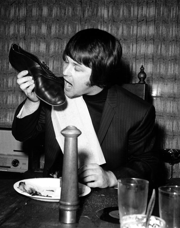 Brian Wilson Eats Funny Stuff Photo #2 Photograph by Michael Ochs Archives