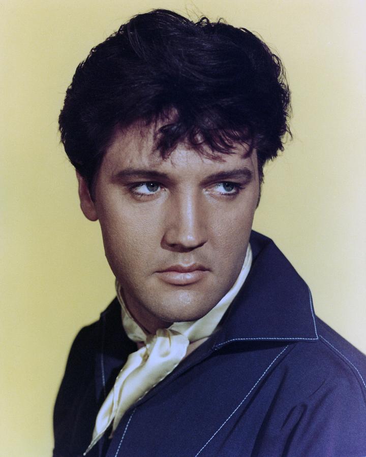 Close-up Of Elvis Presley Looking Away Photograph by Globe Photos ...