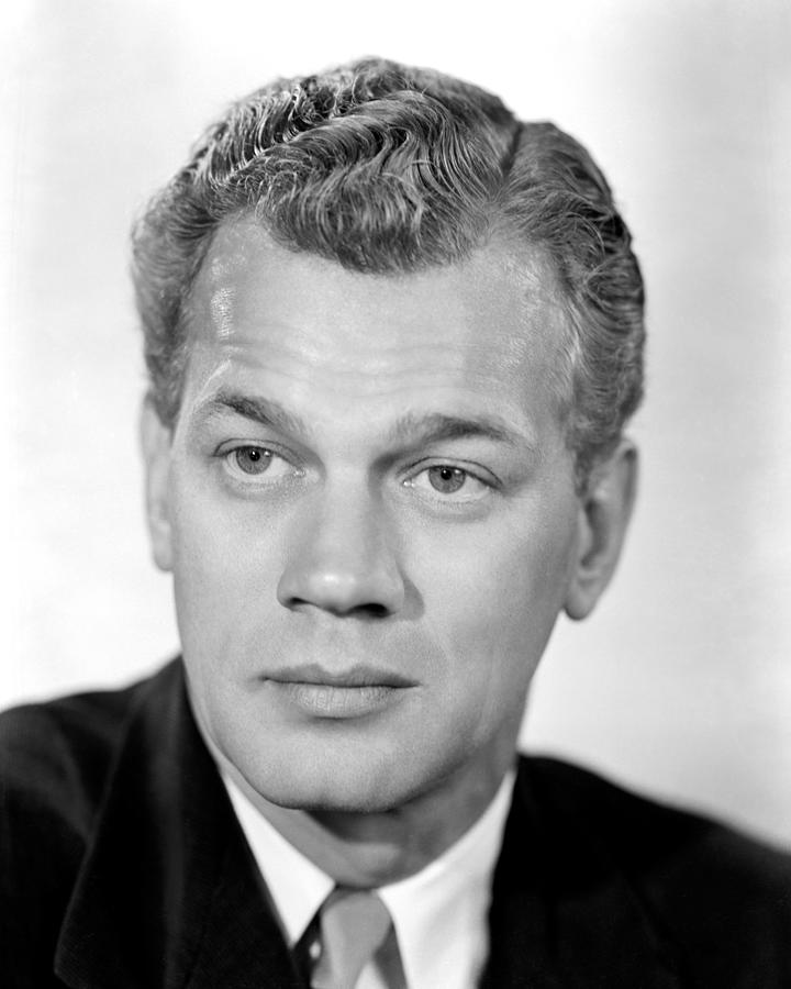 Close-up Of Joseph Cotten Photograph by Globe Photos - Fine Art America