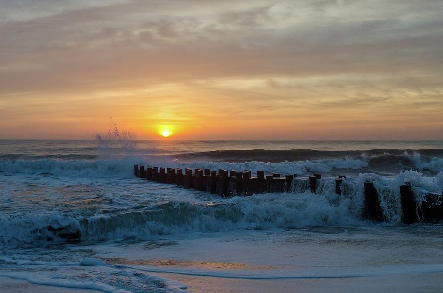 Crashing Waves Photograph by Bob Cuthbert