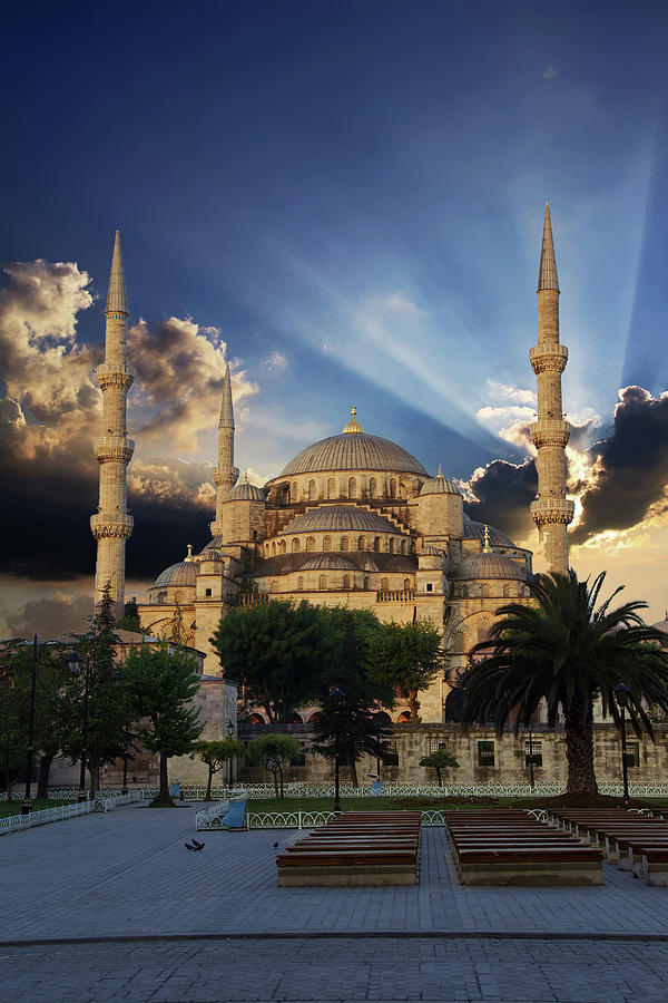 Early Morning Light On  Sultan Ahmet Camii Photograph