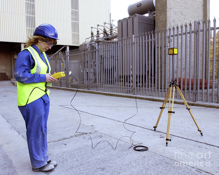 Electromagnetic Field Measurement #2 Photograph by Public Health England/science Photo Library