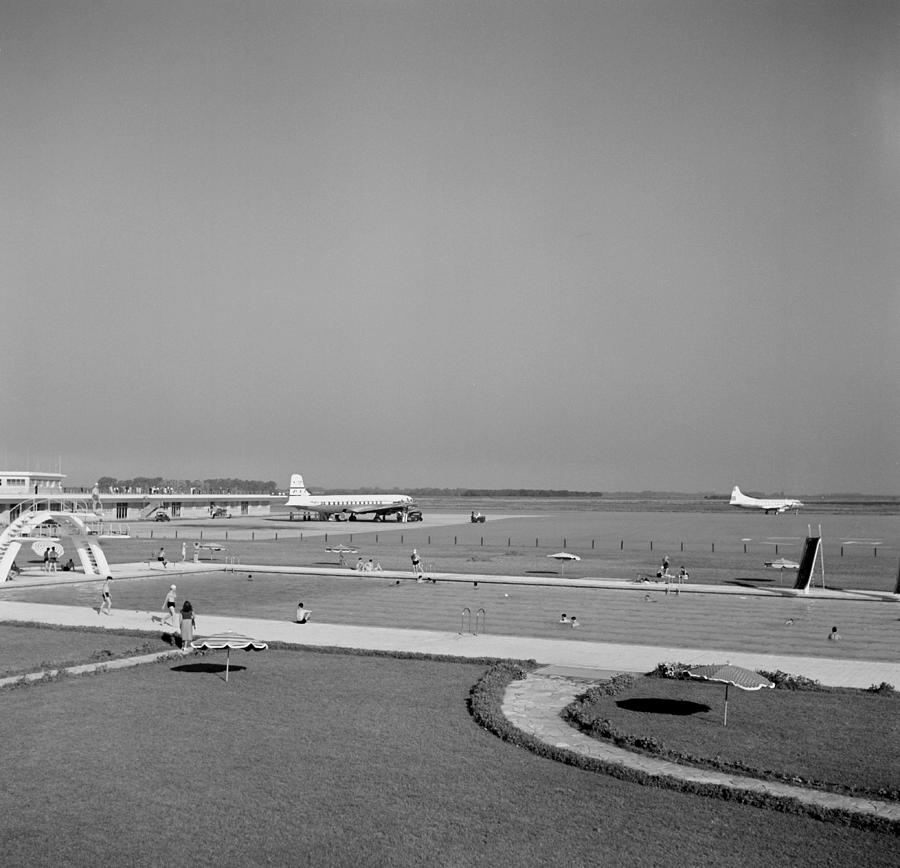 Ezeiza Airport, Argentina Photograph by Michael Ochs Archives - Fine ...