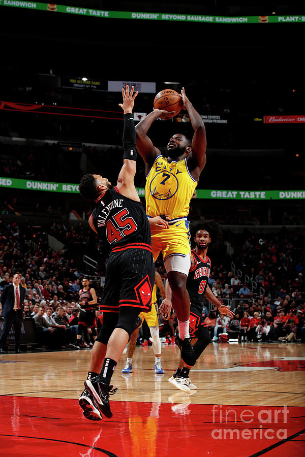 Golden State Warriors V Chicago Bulls #2 Photograph by Jeff Haynes