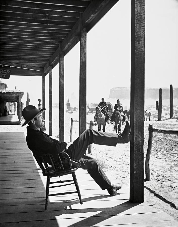 HENRY FONDA in MY DARLING CLEMENTINE -1946-. #2 Photograph by Album