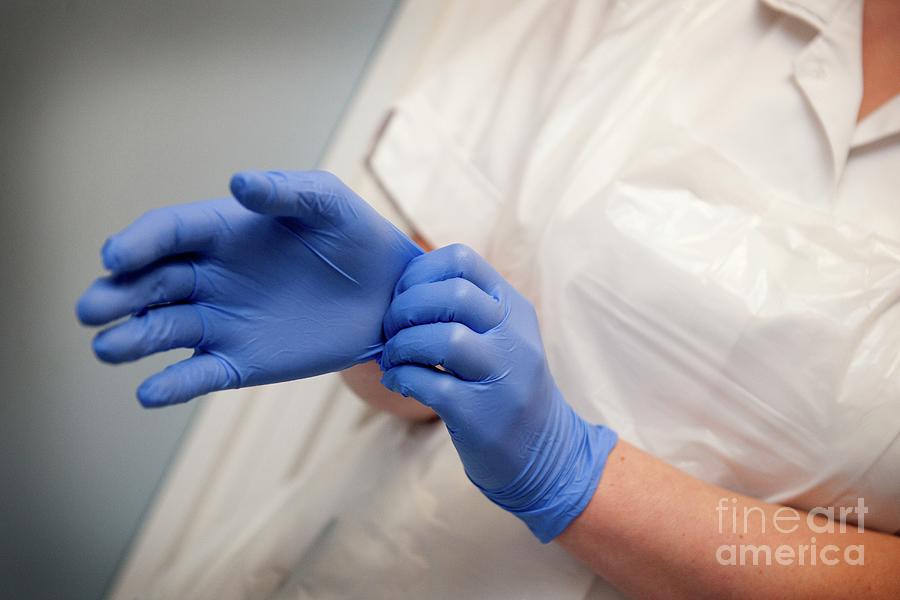 Infection Control Nursing #2 Photograph by Science Photo Library Infection Control Nursing #2 Photograph by Science Photo Library