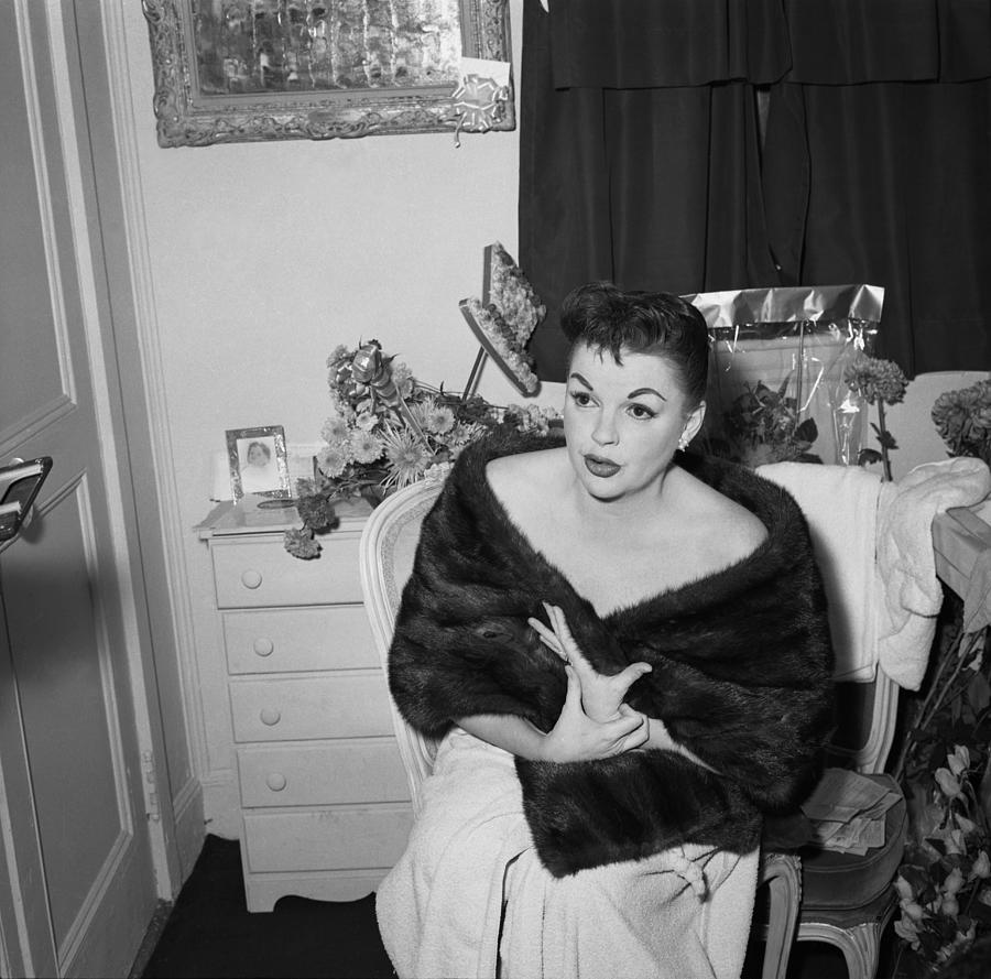 Judy Garland Opening #2 Photograph by Donaldson Collection