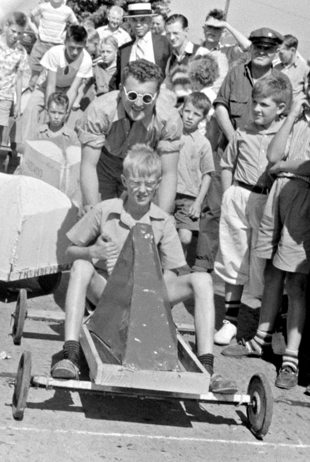 July 4th Soapbox Derby, 1940 #2 Photograph by Science Source