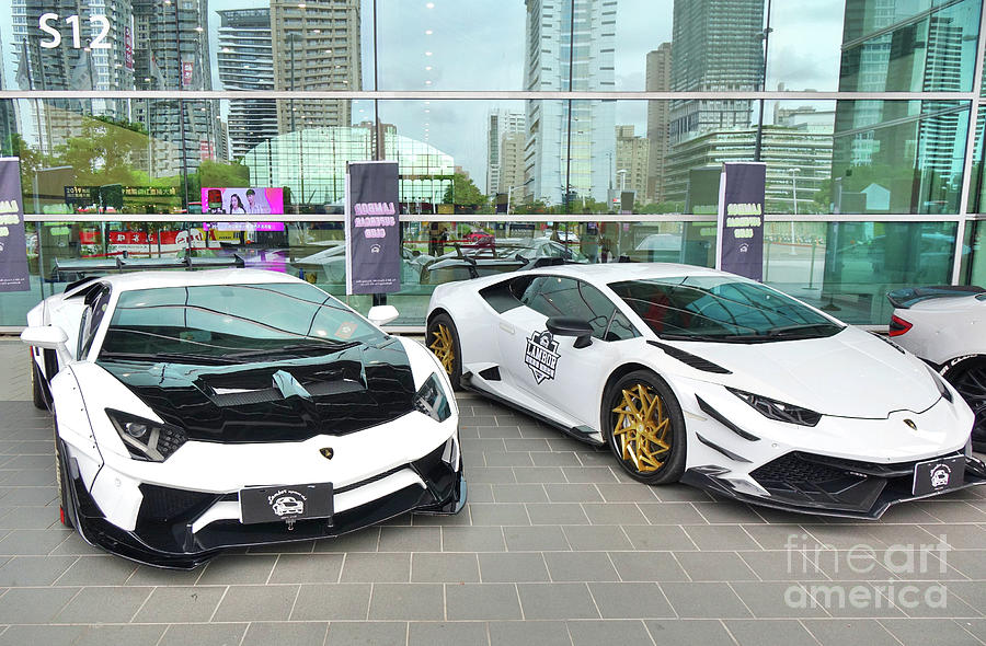 Lamborghini Luxury Sports Cars by Yali Shi Lamborghini Luxury Sports Cars by Yali Shi