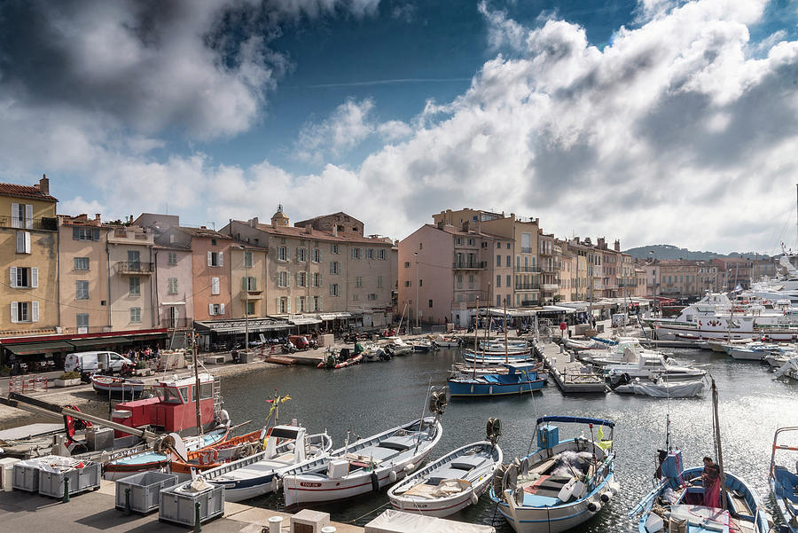 Le Vieux Port, St Tropez, Provence-alpes-cote D'azur, France Digital ...