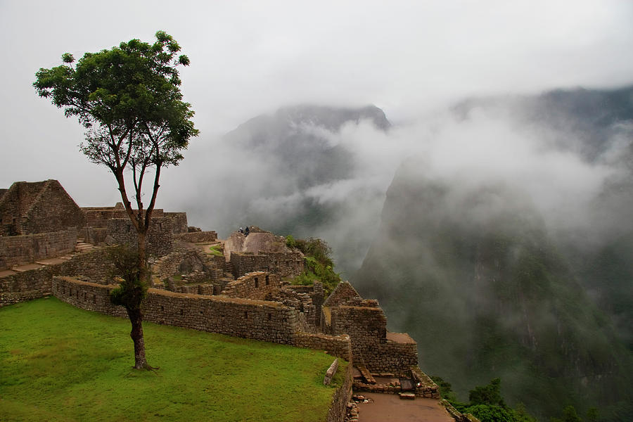 Macchu Picchu #2 Photograph by Agnieszka Lawniczek