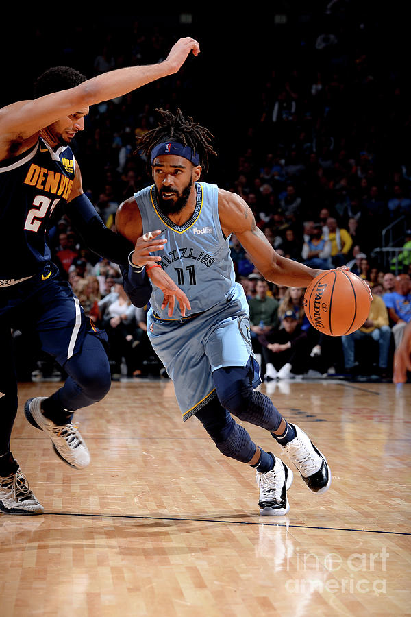 Memphis Grizzlies V Denver Nuggets #2 Photograph by Bart Young