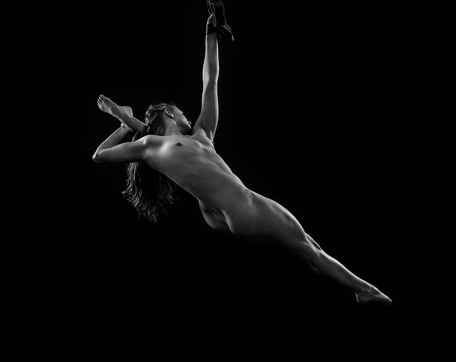 acrobat nude 