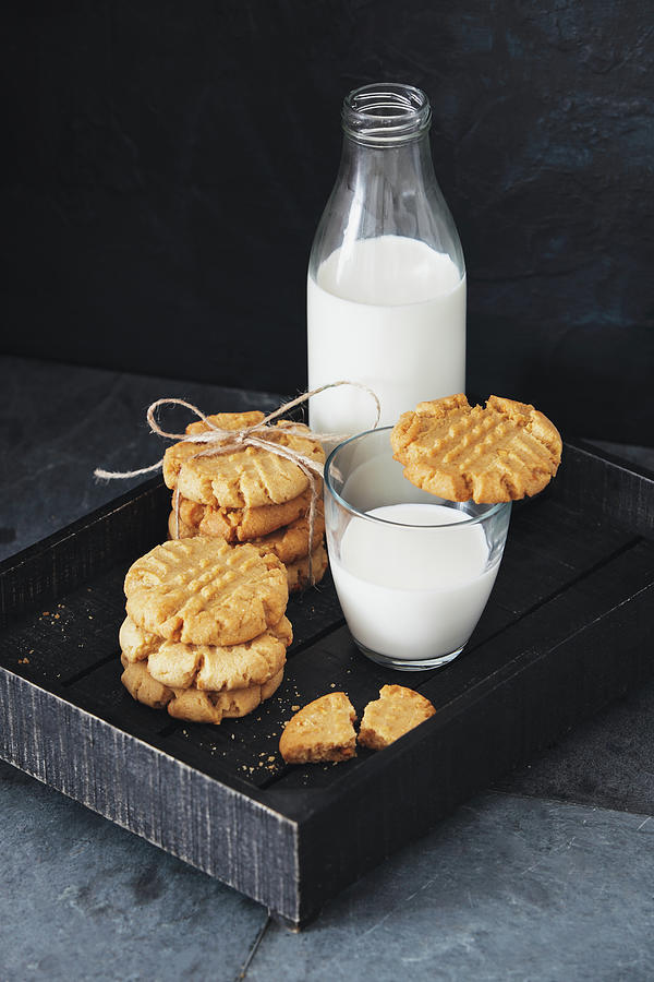 Peanut Butter Cookies Photograph by Eugene Mymrin