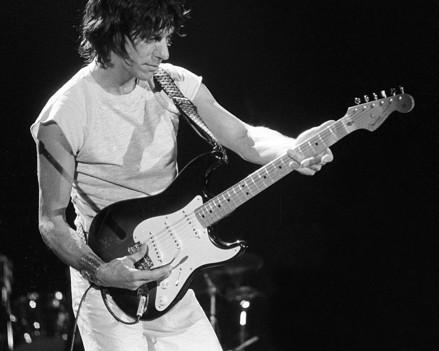 Music Photograph - Photo Of Jeff Beck #2 by Larry Hulst