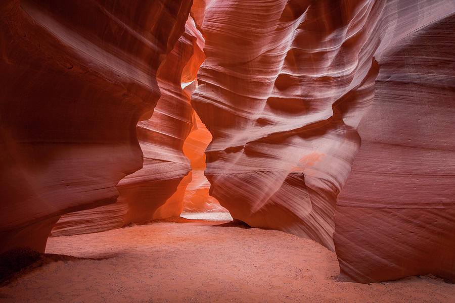 Red Rock Formations In The Slot Canyon Of The Upper Antelope Canyon ...