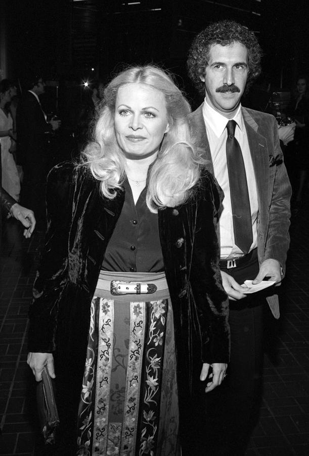 Sally Struthers by Mediapunch