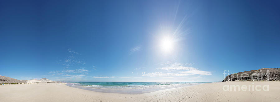 Sandy Beach On Sunny Day #2 Photograph by Wladimir Bulgar/science Photo Library