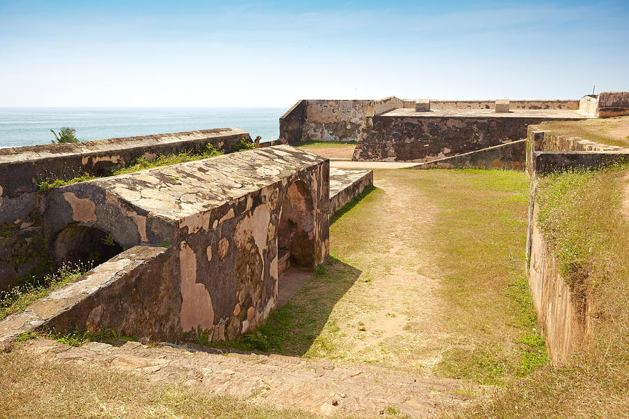 Architecture Photograph - Sri Lanka - Galle, Old Fort, Unesco #2 by Jan Wlodarczyk
