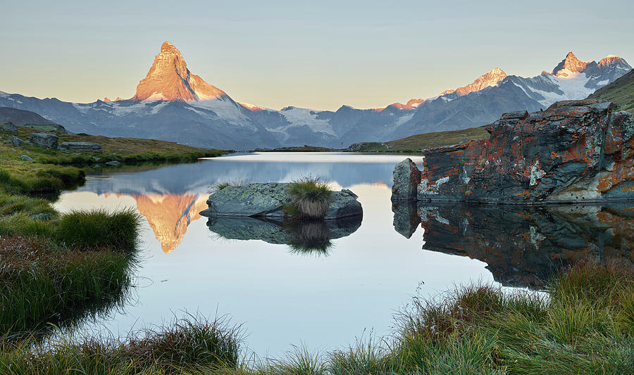 Stellisee, Matterhorn, Zermatt, Wallis, Schweiz #2 Photograph by Rainer Mirau