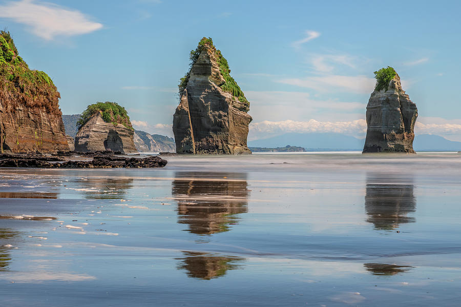 Three Sisters - New Zealand #2 Photograph by Joana Kruse