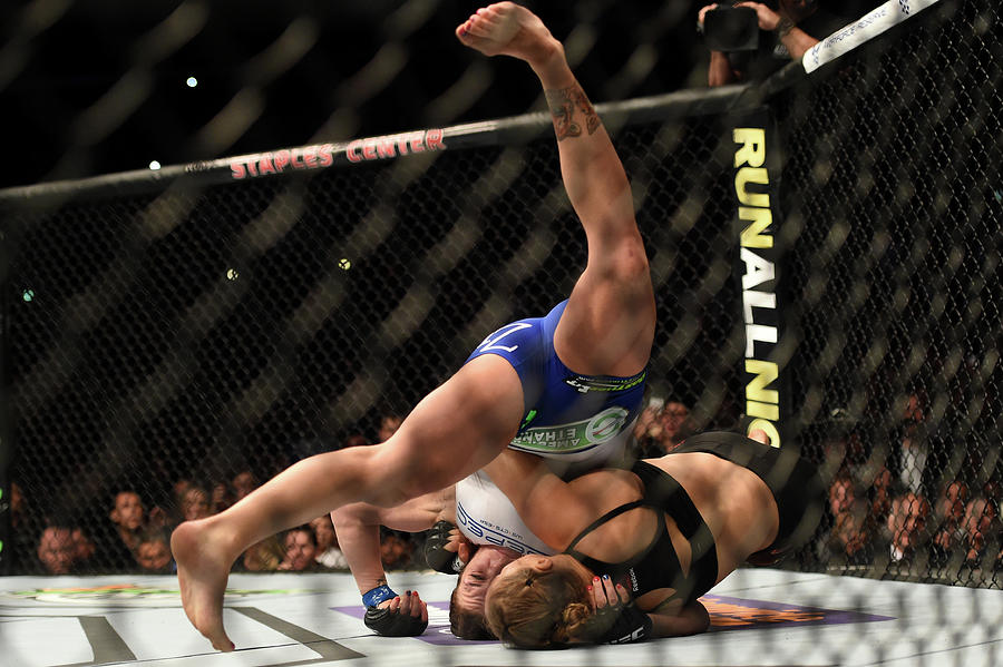 Ufc 184 Rousey V Zingano #2 Photograph by Harry How