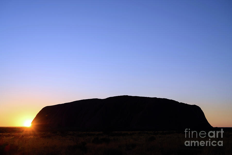 Sunset Photograph - Uluru #2 by Dr P. Marazzi/science Photo Library