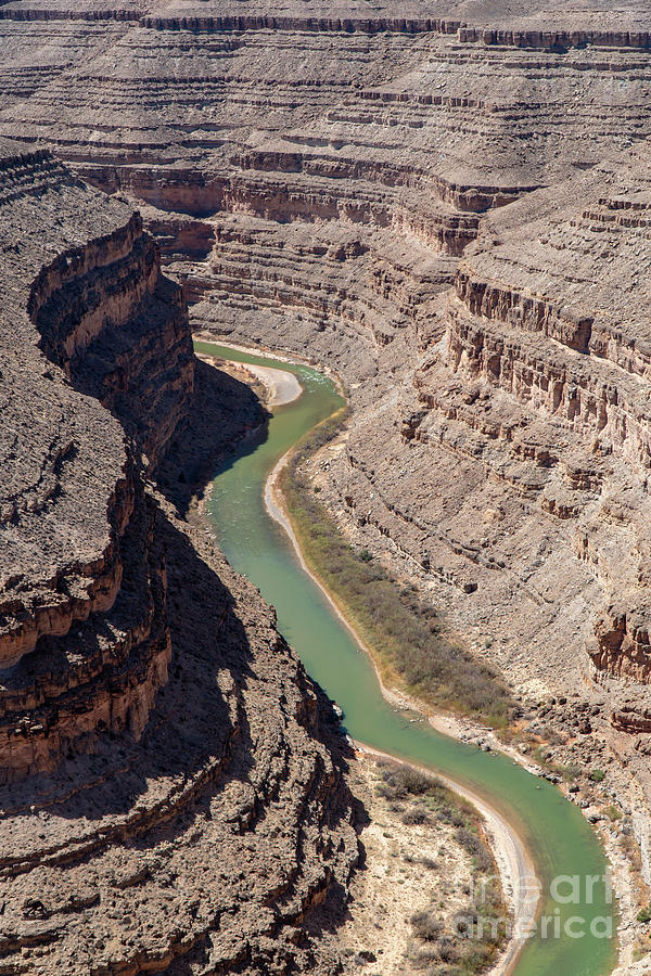 View of the 1,000 foot deep meander of the San Juan River at Goo #2 Photograph by William Kuta