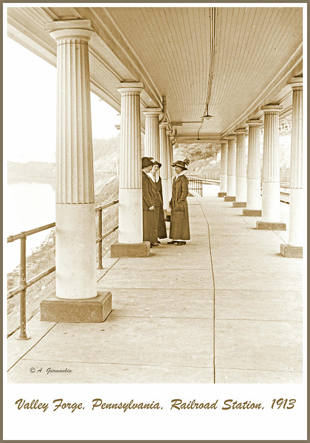 Women at Valley Forge Railroad Station, 1913 #2 Photograph by A Macarthur Gurmankin