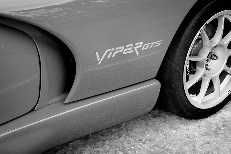 2002 Dodge Viper GTS 111 Photograph by Rich Franco