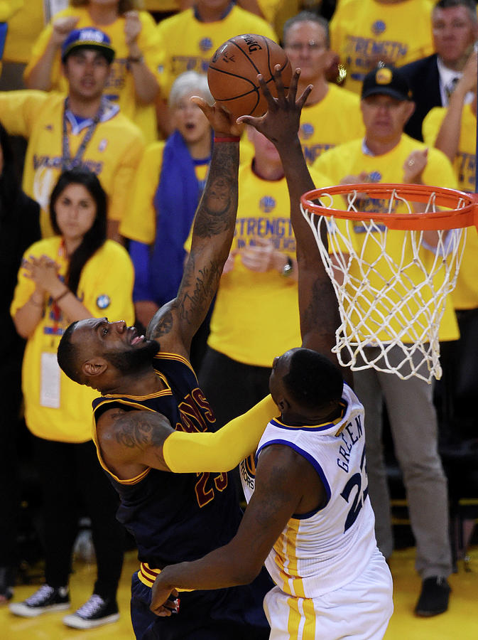 2015 Nba Finals - Game Two Photograph by Thearon W. Henderson