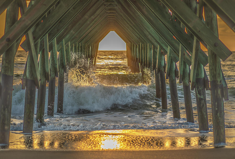 2018 End Of Year Sunrise Photograph by Thelma Johnson - Fine Art America