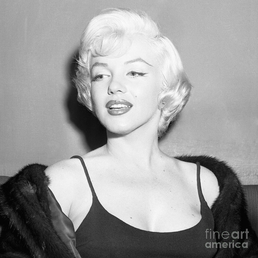 Marilyn Monroe #22 Photograph by Bettmann