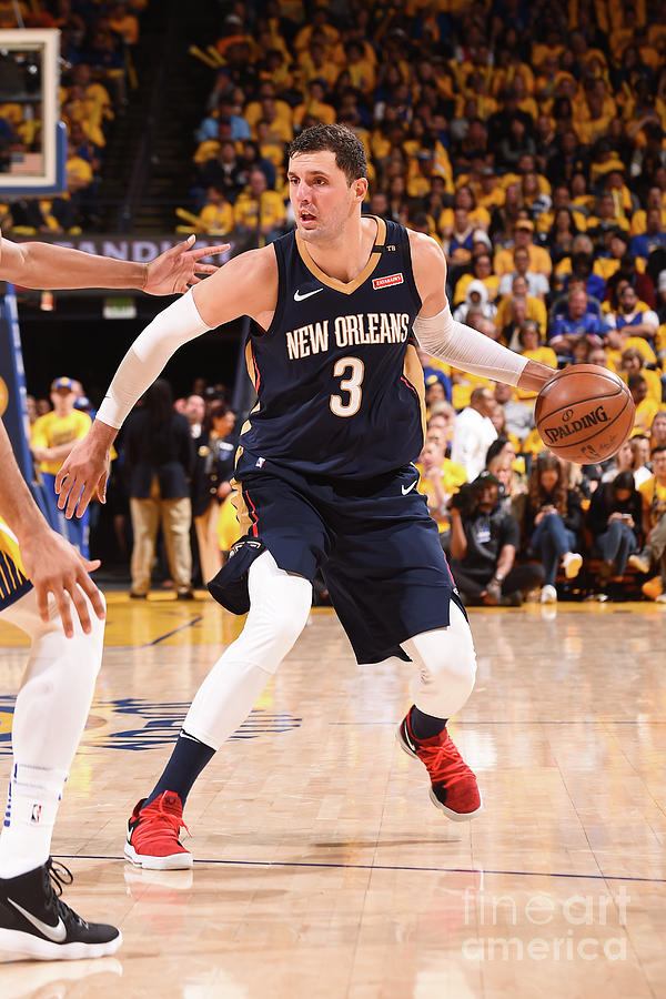 New Orleans Pelicans V Golden State Photograph by Noah Graham