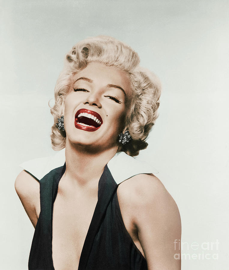 Marilyn Monroe #24 Photograph by Bettmann