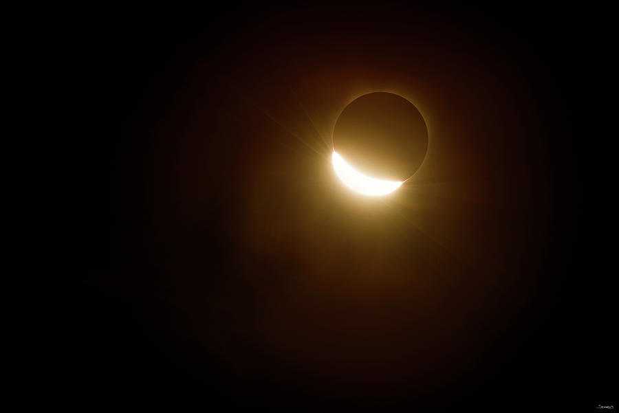 Eclipse Photograph - 253 Eclipse 2017 by Gordon Semmens