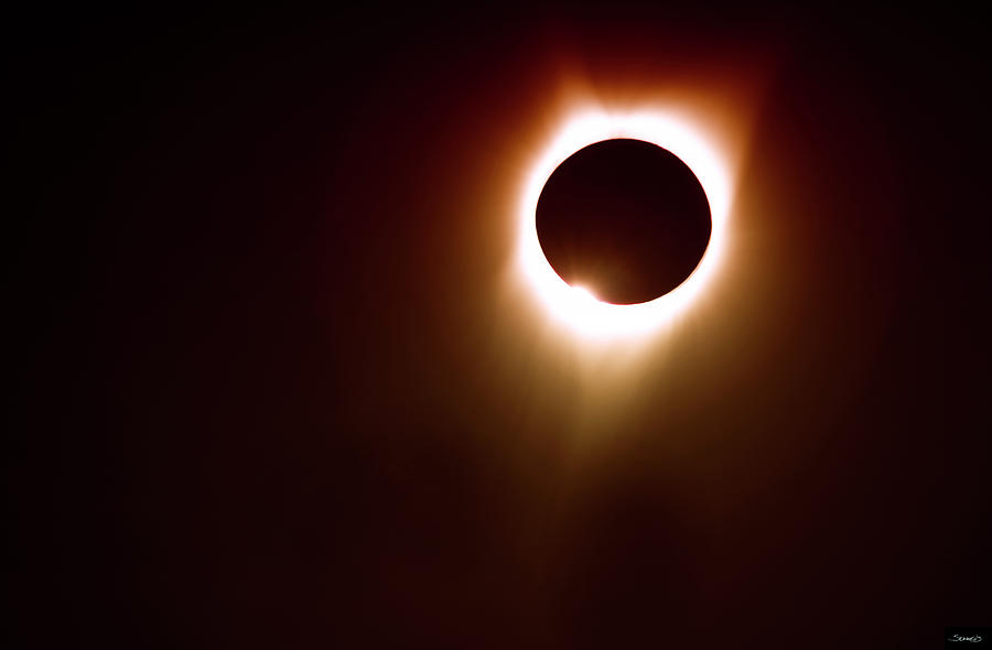 Eclipse Photograph - 259 Eclipse 2017 by Gordon Semmens