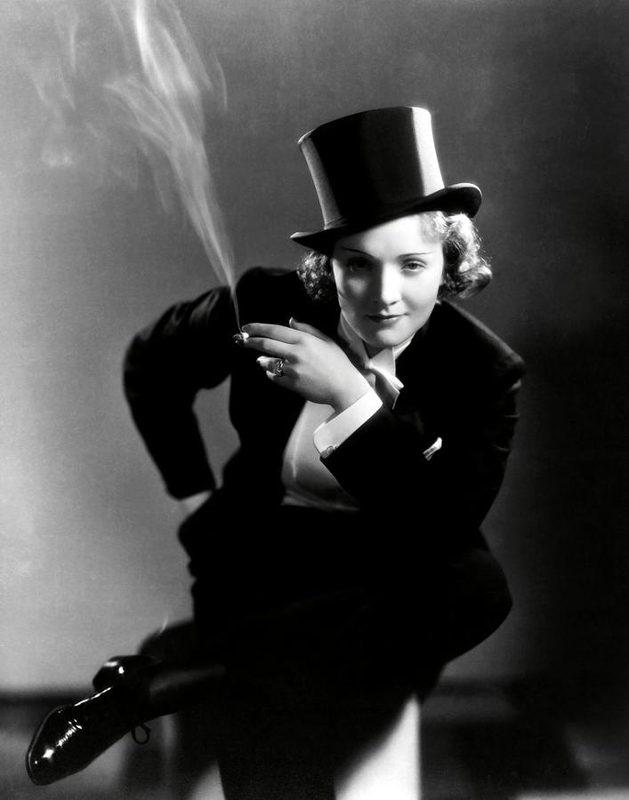 Marlene Dietrich Rare Photo 20x30 cm  ref 037 