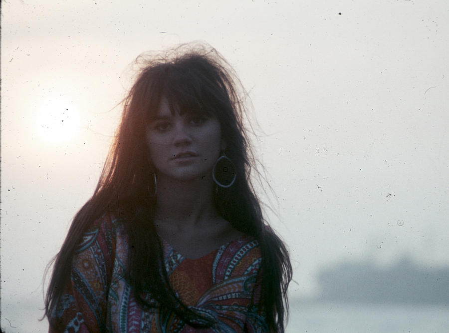 Photo Of Linda Ronstadt #28 Photograph by Michael Ochs Archives