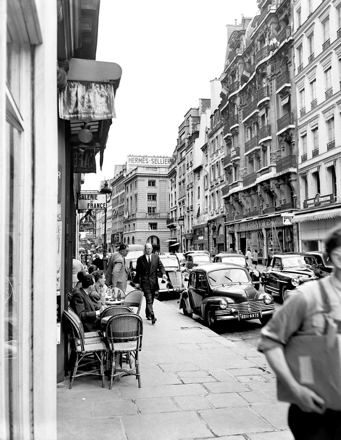 Paris, 1951 Photograph by Granger Pixels