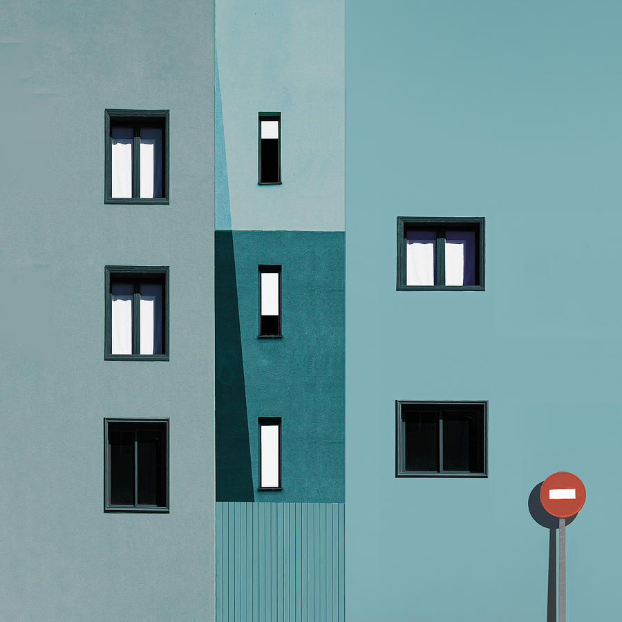 Urban Minimalism #29 Photograph by Inge Schuster