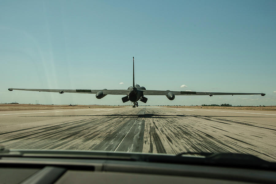 A U.s. Air Force U-2s Landing At Beale #3 Photograph by Erik Roelofs