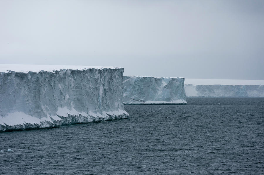 Arctic Ocean And Ice Cliffs Of Polar Ice Cap, Austfonna Nordaustlandet ...