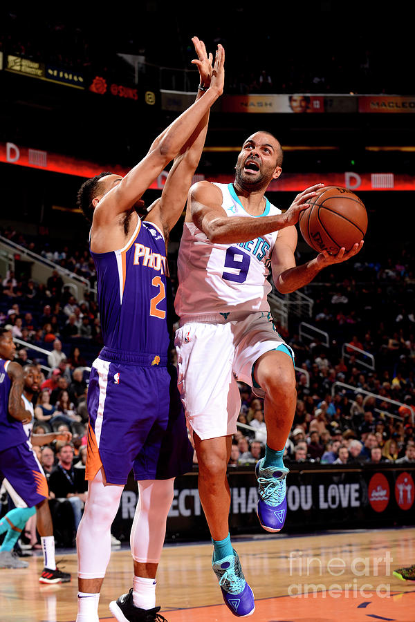 Charlotte Hornets V Phoenix Suns Photograph by Barry Gossage Charlotte Hornets V Phoenix Suns Photograph by Barry Gossage
