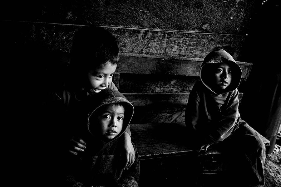 Black And White Photograph - Guatemala #3 by Orna Naor